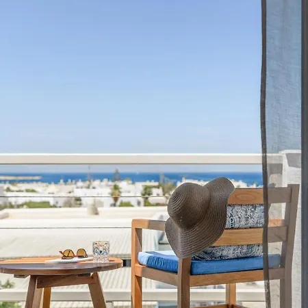 Kallisti Paros * Naousa (Paros)