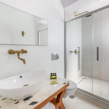 Kallisti Paros 4* Νάουσα