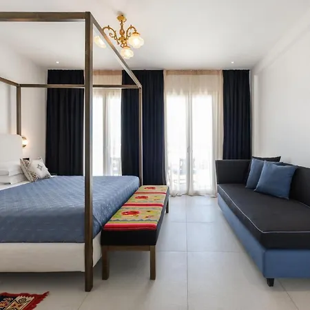 Kallisti Paros 4*