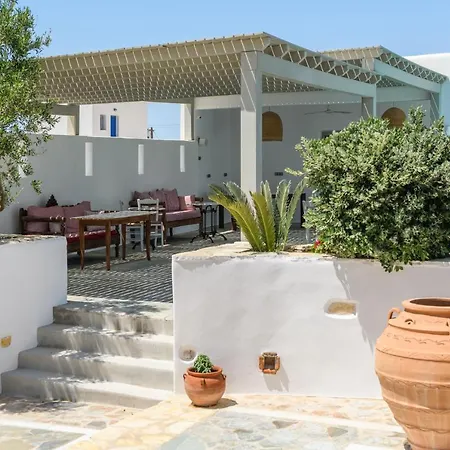 Kallisti Paros Νάουσα