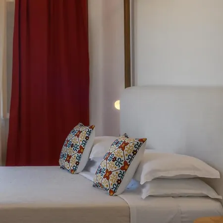 Kallisti Paros Apartahotel 4*