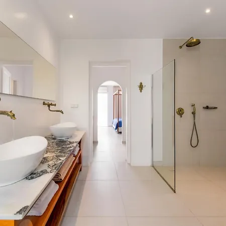 Kallisti Paros Aparthotel Naousa (Paros)
