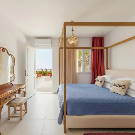 Kallisti Paros Aparthotel 4*