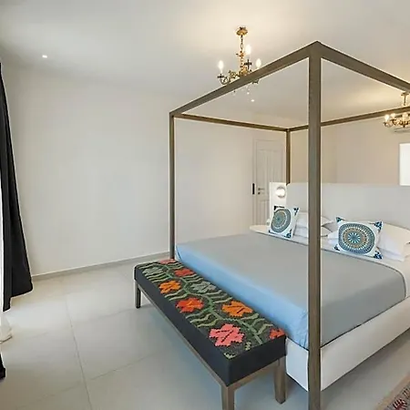 Kallisti Paros 4*