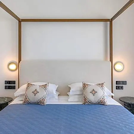 Kallisti Paros Hotel apartamentowy Nausa